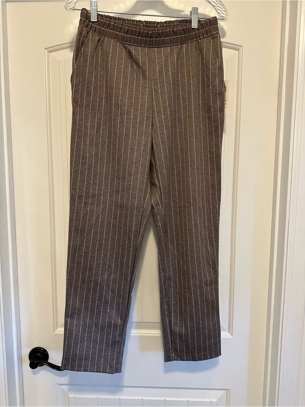 NWT A New Day loose fit pin strip pull on pants - ankle length S